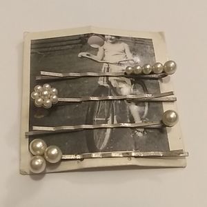 Peated faux pearl bobby pins